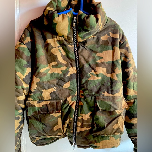 MNML camo puffer - Picture 2 of 5